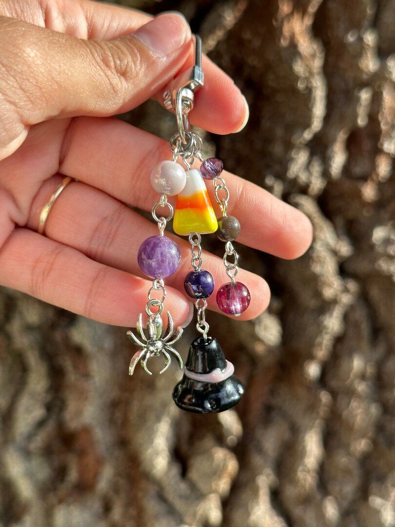Chunky Halloween Beaded Keychain MakerPlace by Michaels